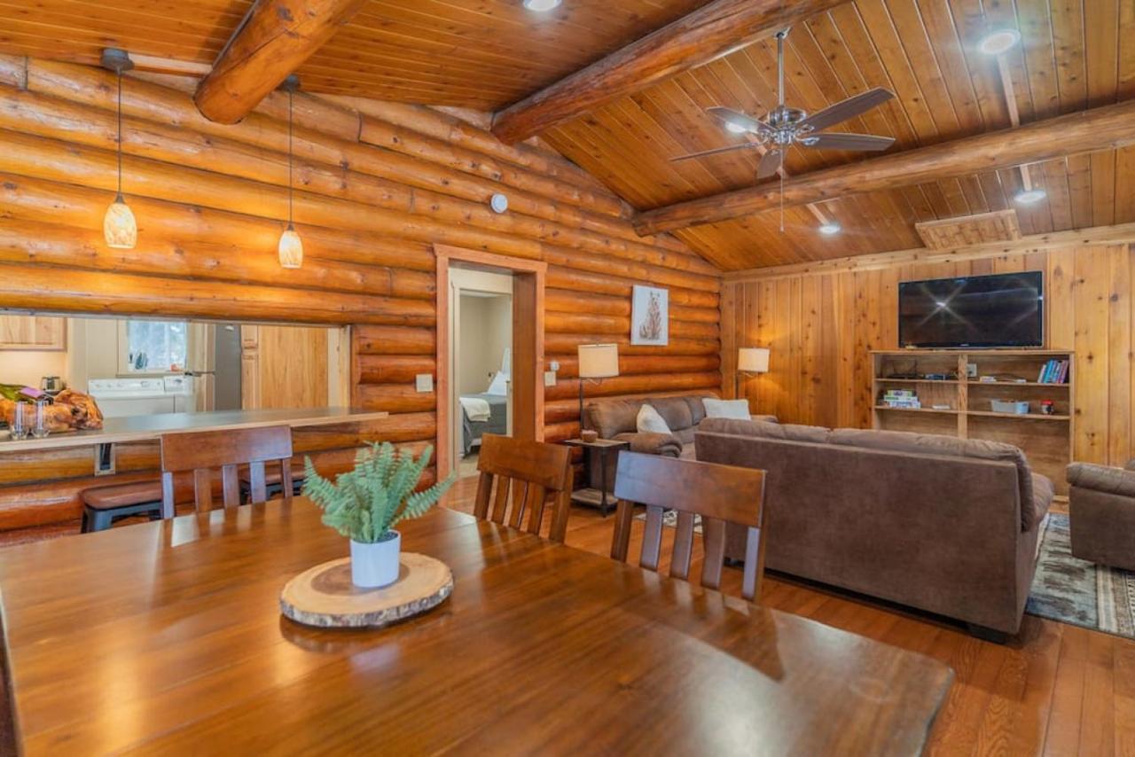 The Alaskan Dream Lodge フェアバンクス エクステリア 写真